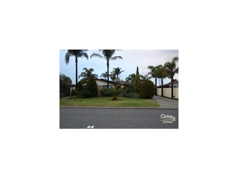 5 Logpine Crescent, Camillo WA 6111