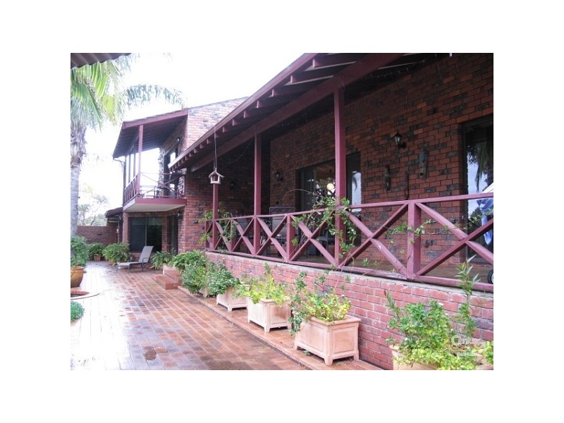 410 Rowley Road, Wandi WA 6167