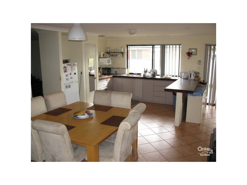 11 Needlewood Rise, Kenwick WA 6107