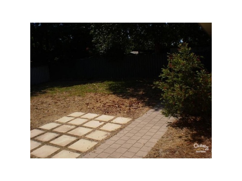 15 Towton Way, Langford WA 6147