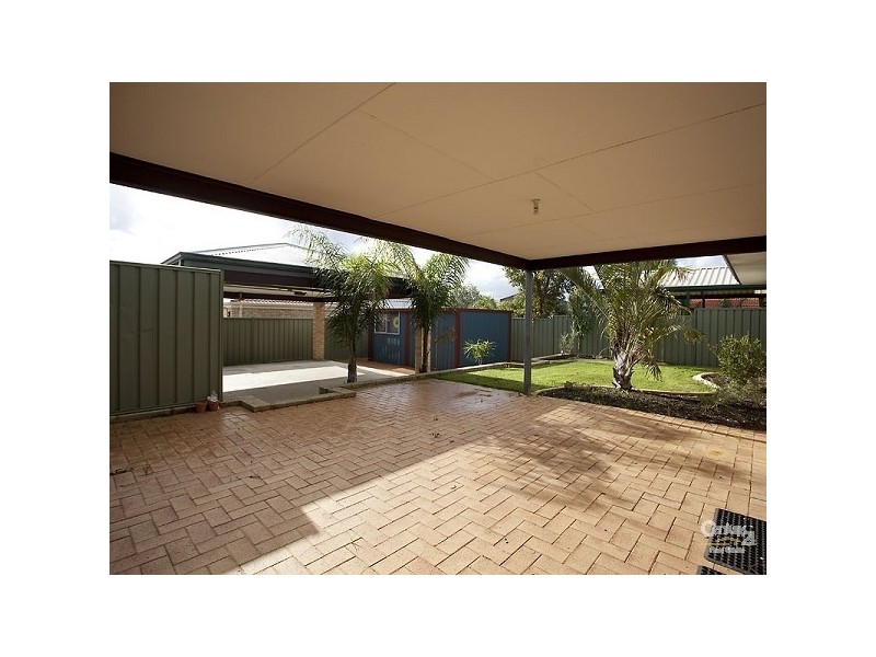 37 Apricot Street, Forrestfield WA 6058