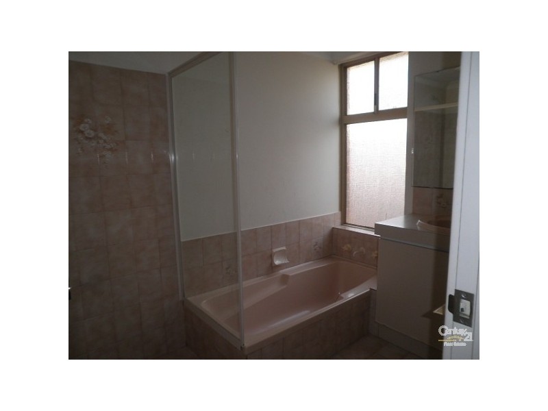 3 Bartlett Place, Parmelia WA 6167