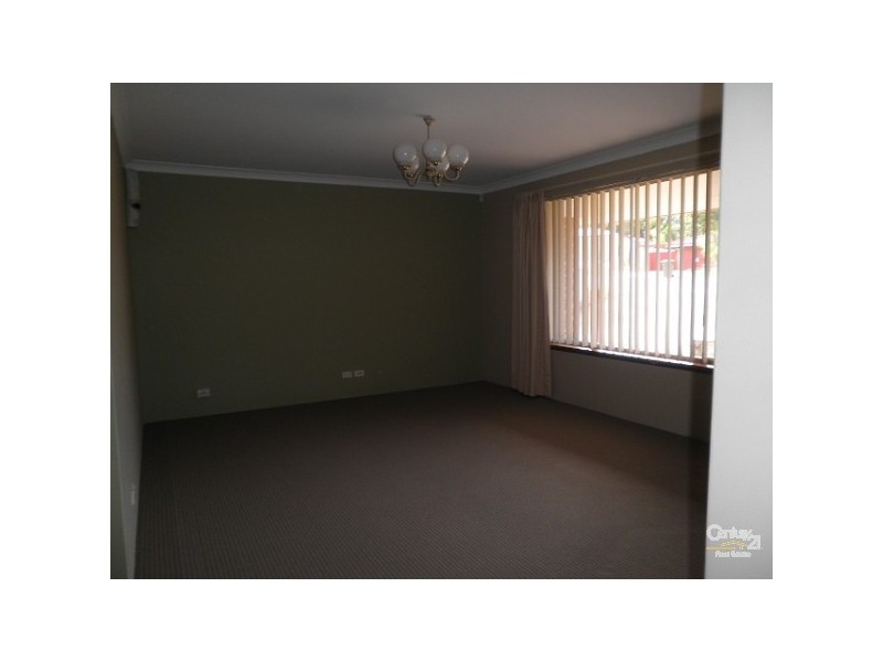 3 Bartlett Place, Parmelia WA 6167