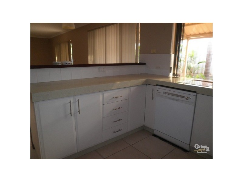 3 Bartlett Place, Parmelia WA 6167