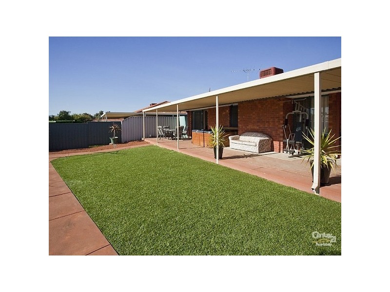 73 Oliphant Street, Kenwick WA 6107