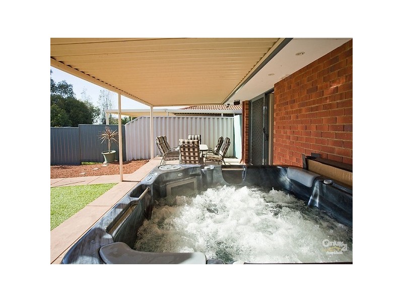 73 Oliphant Street, Kenwick WA 6107