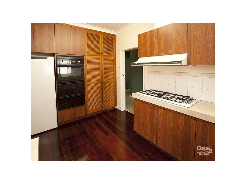 25 Pembury Road, Thornlie WA 6108