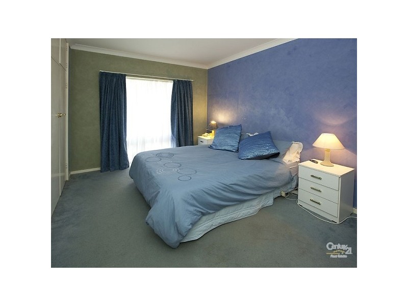 25 Pembury Road, Thornlie WA 6108