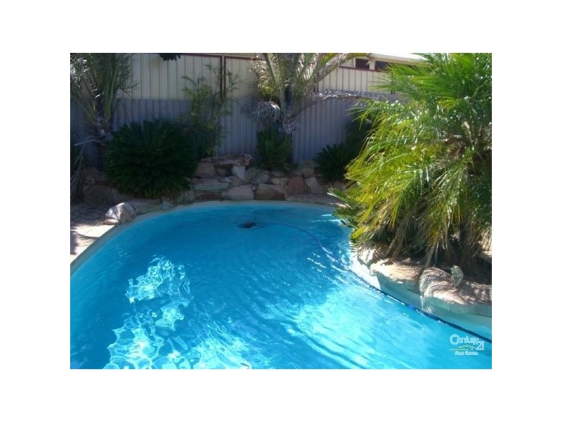 3 Bartlett Place, Parmelia WA 6167