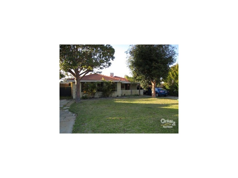 6 Penhurst Court, Thornlie WA 6108
