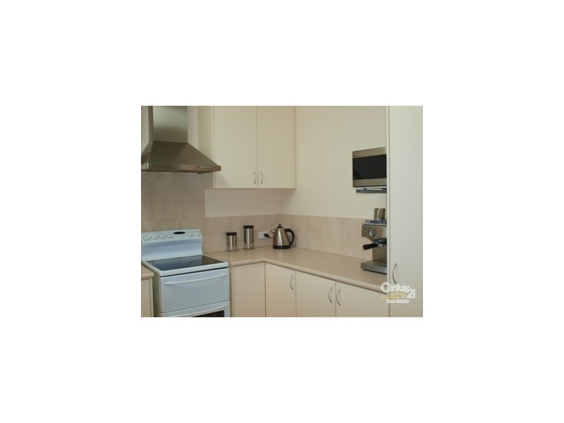 10 Rive Place, Thornlie WA 6108