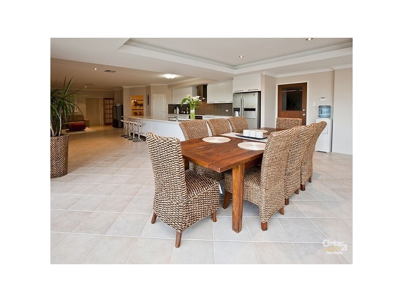47 Fieldview Chase, Oakford WA 6121