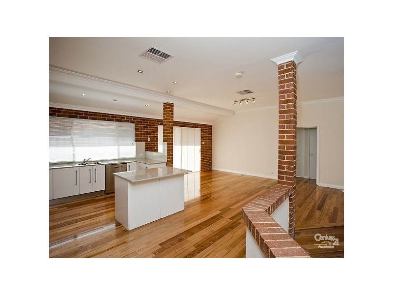 1 Hakea Court, Thornlie WA 6108