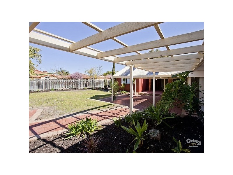 1 Hakea Court, Thornlie WA 6108