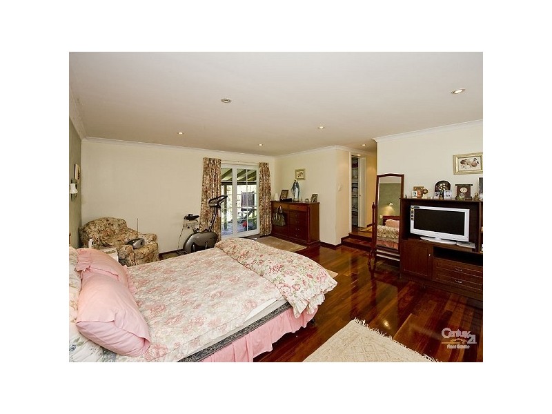 28 Cabarita Road, Kalamunda WA 6076