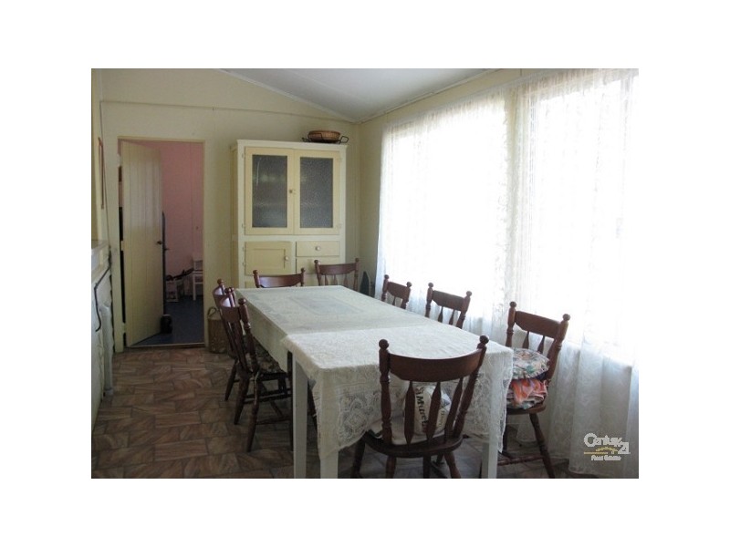 179 Safety Bay Road, Shoalwater WA 6169