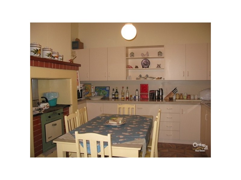 179 Safety Bay Road, Shoalwater WA 6169