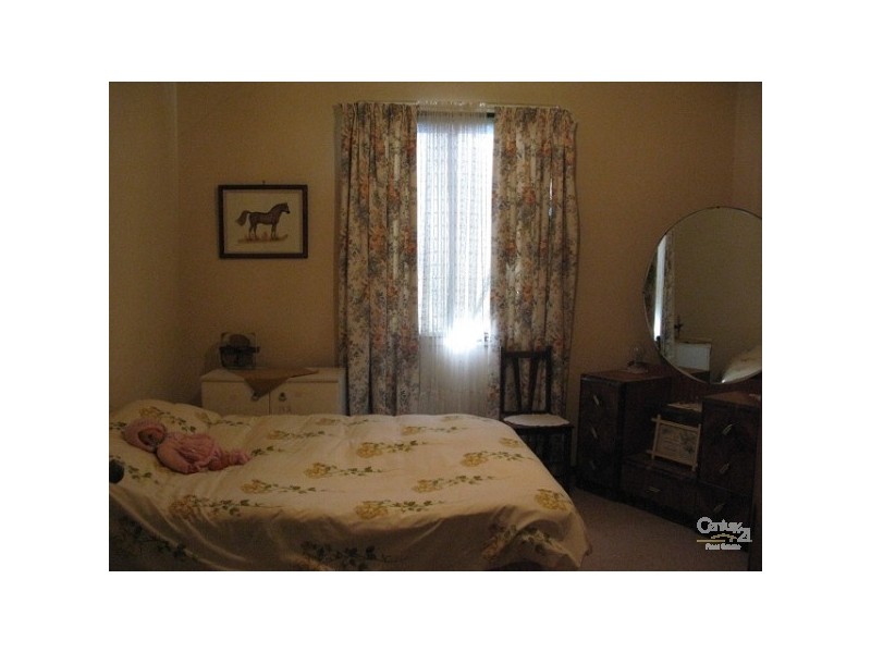 179 Safety Bay Road, Shoalwater WA 6169