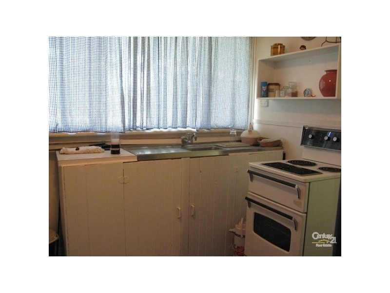 179 Safety Bay Road, Shoalwater WA 6169