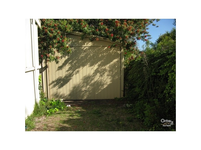 179 Safety Bay Road, Shoalwater WA 6169