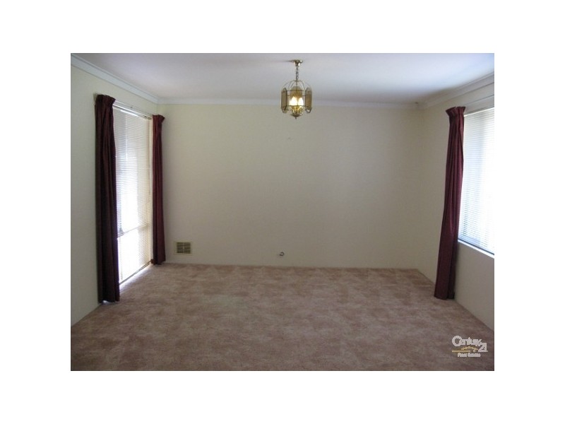 5 Camelot Court, Thornlie WA 6108