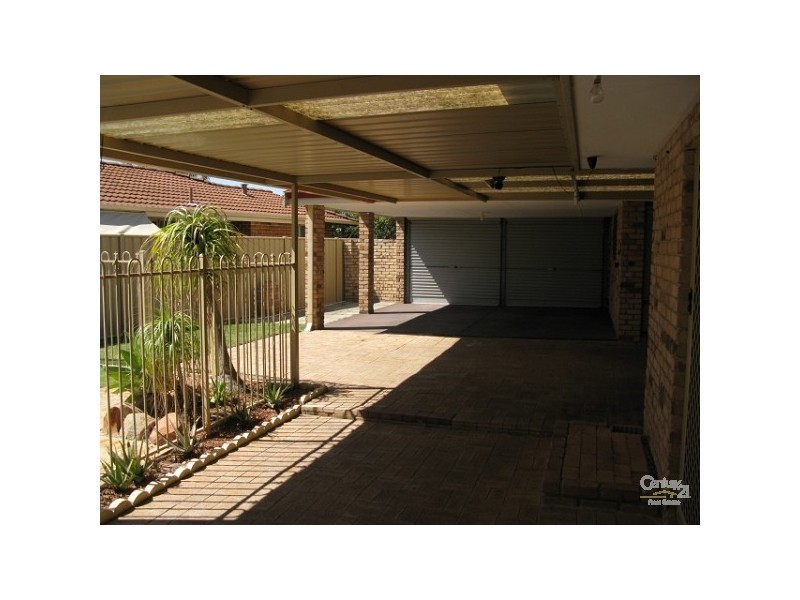 5 Camelot Court, Thornlie WA 6108