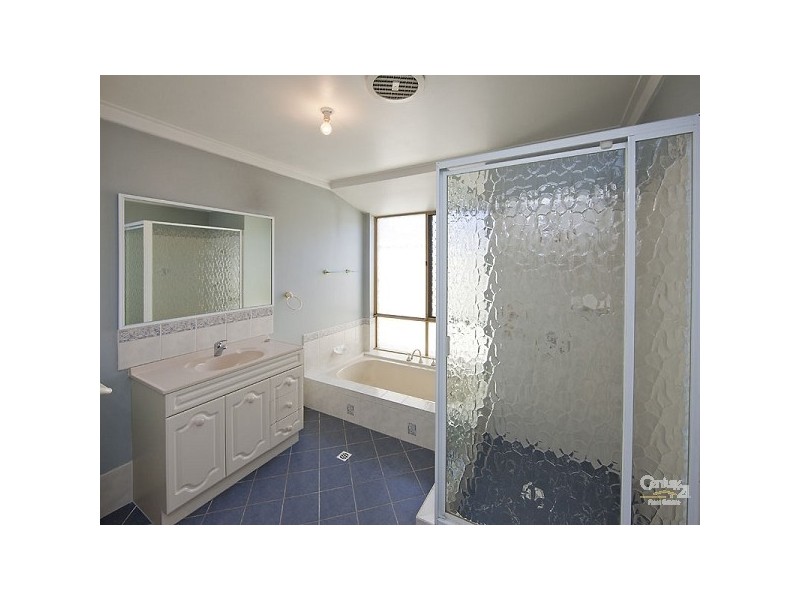 5 Camelot Court, Thornlie WA 6108