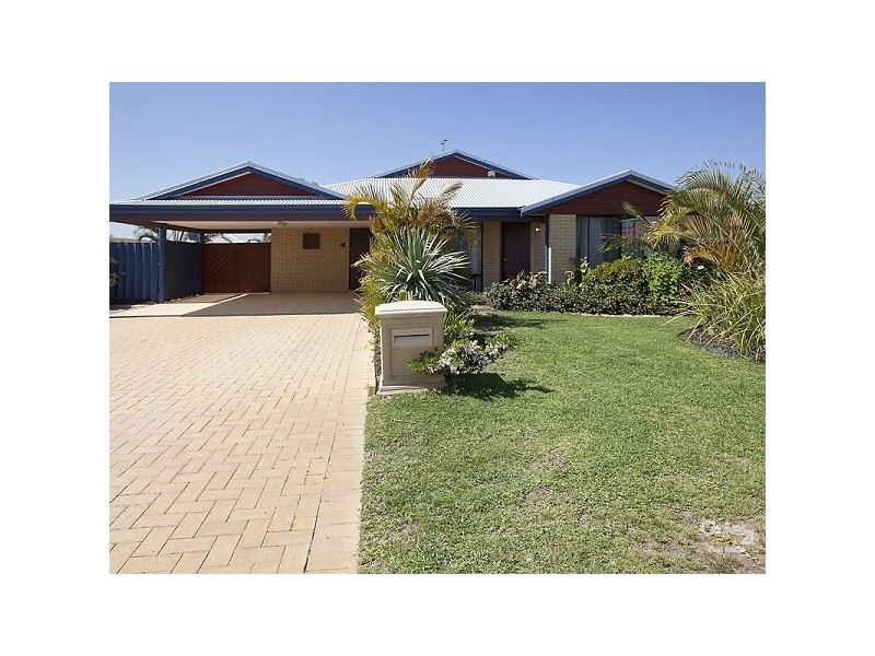 32 Cardiff Loop, Huntingdale WA 6110