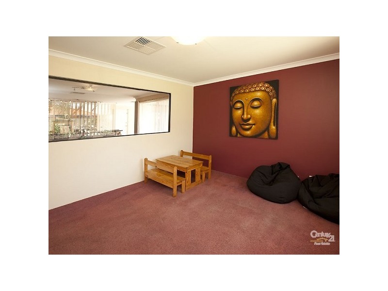 32 Cardiff Loop, Huntingdale WA 6110