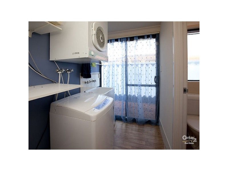 32 Cardiff Loop, Huntingdale WA 6110