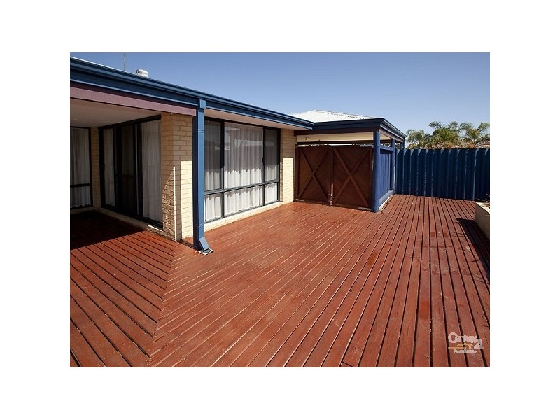 32 Cardiff Loop, Huntingdale WA 6110