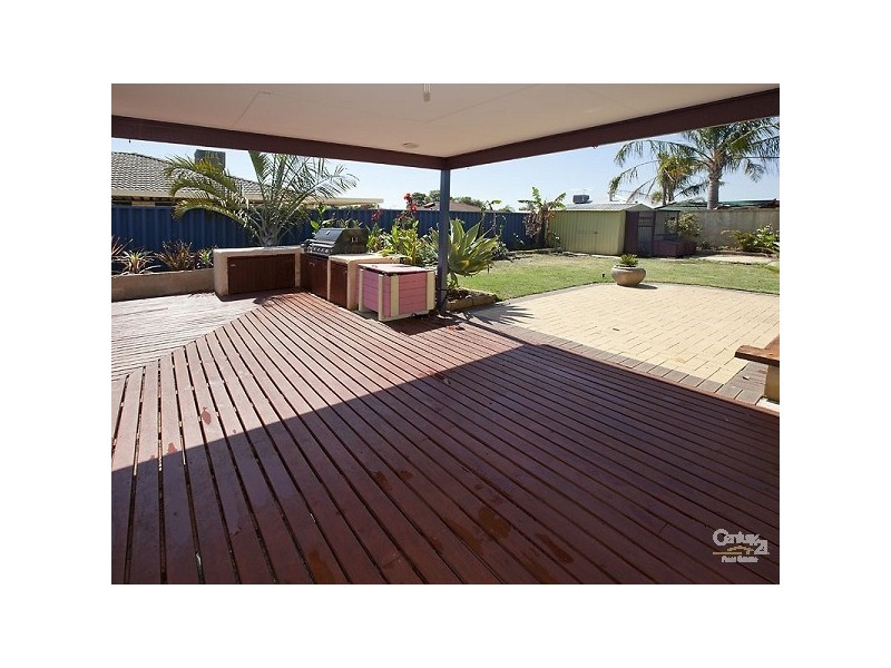 32 Cardiff Loop, Huntingdale WA 6110