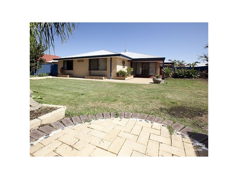 32 Cardiff Loop, Huntingdale WA 6110