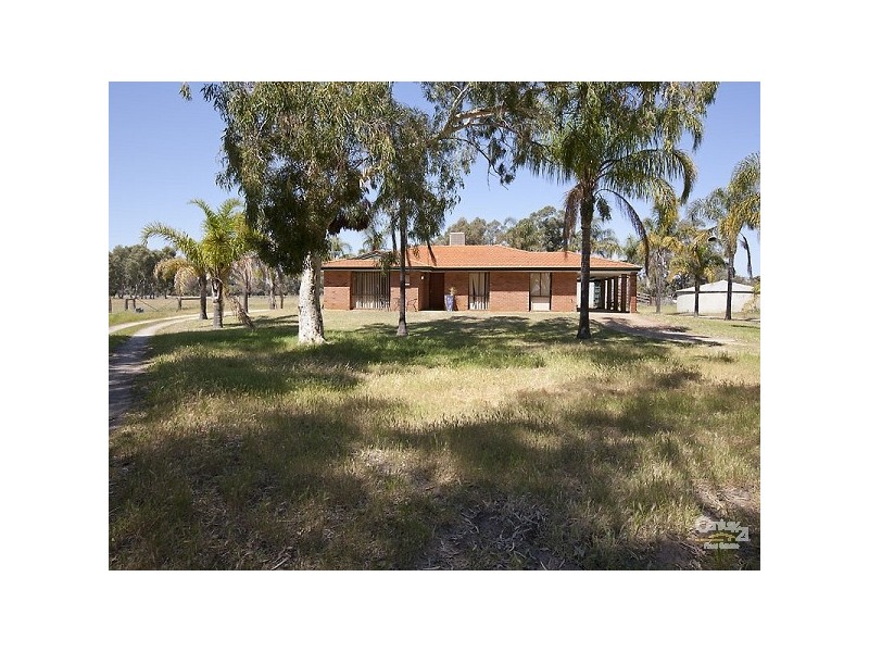 406 Orton Road, Oldbury WA 6121
