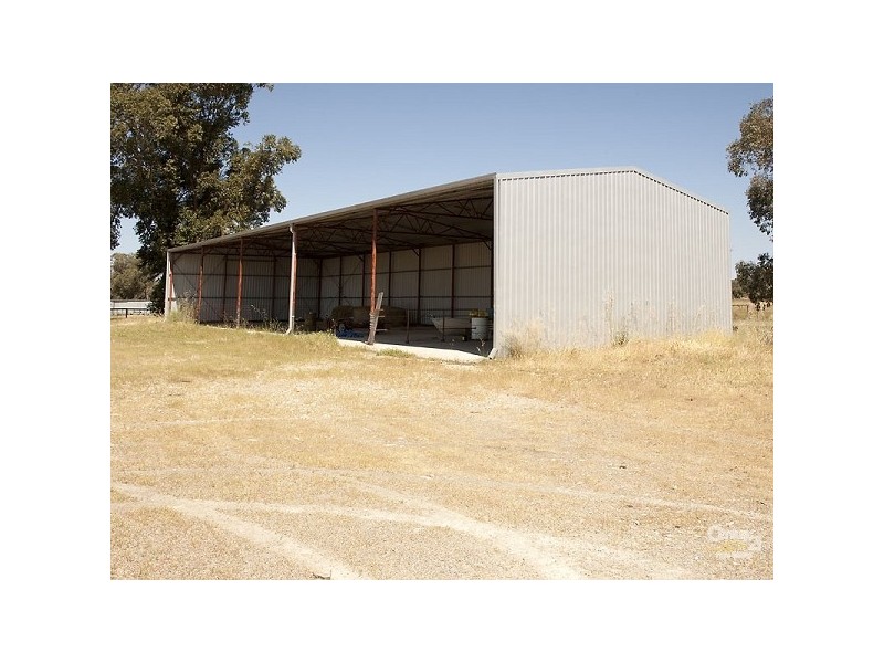 406 Orton Road, Oldbury WA 6121