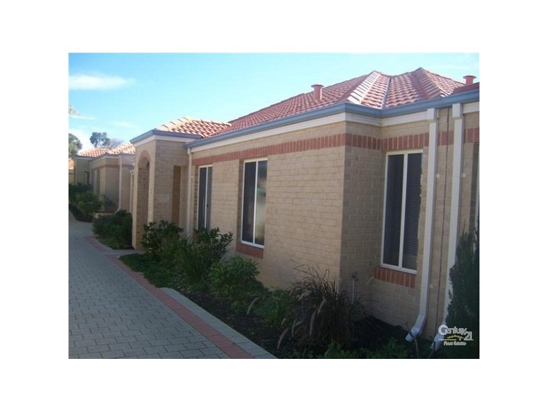 3/9 Point Walter Road, Bicton WA 6157