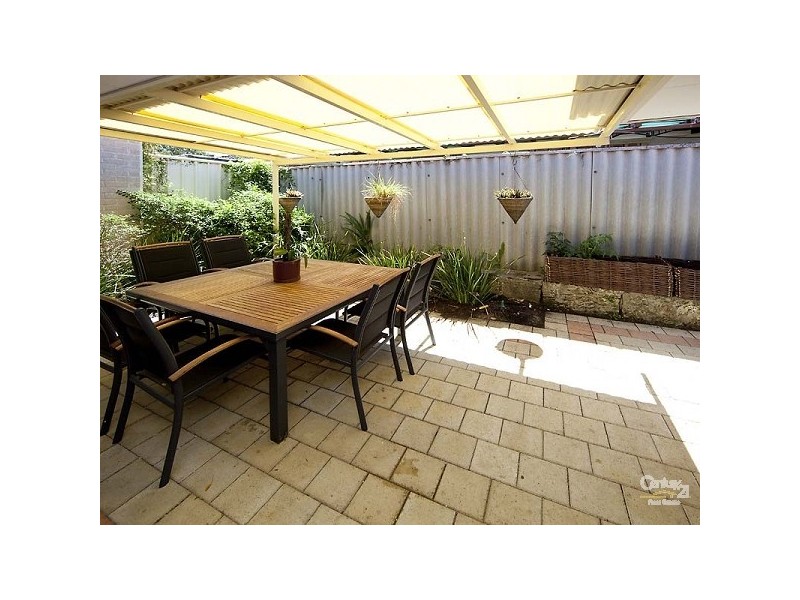 3/9 Point Walter Road, Bicton WA 6157