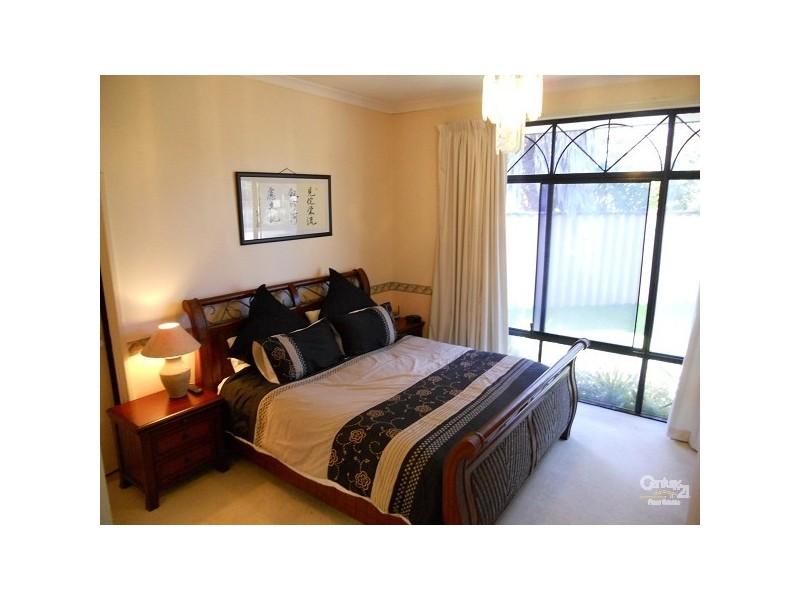 36 Santa Barbara Court, Waikiki WA 6169