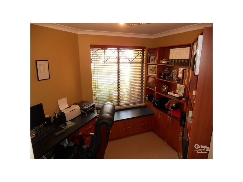 36 Santa Barbara Court, Waikiki WA 6169