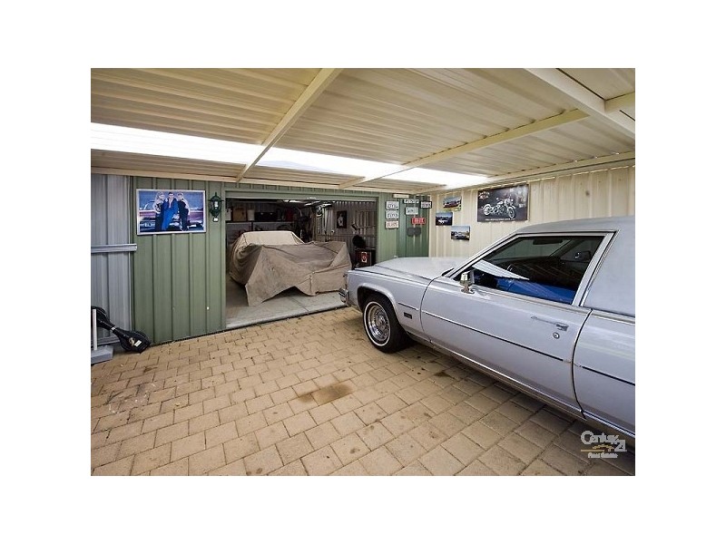 36 Santa Barbara Court, Waikiki WA 6169