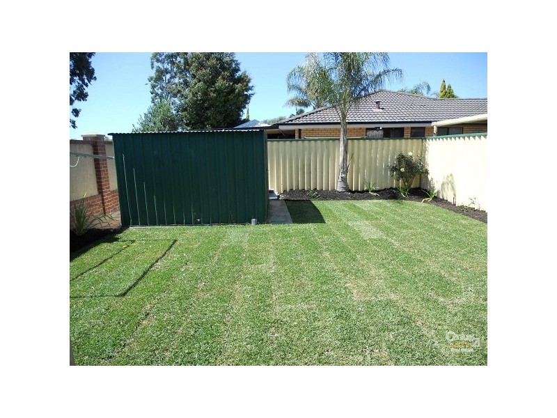 2 Wedgewood Glade, Gosnells WA 6110