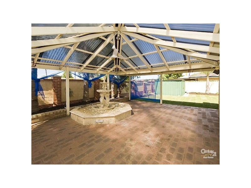 2 Wedgewood Glade, Gosnells WA 6110