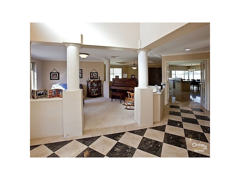 19 Arpenteur Drive, Baldivis WA 6171