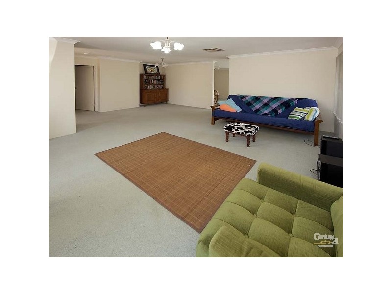 14 Gochean Avenue, Bentley WA 6102