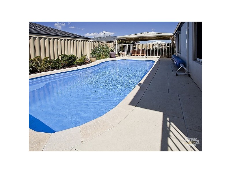 14 Calgary Street, Southern River WA 6110