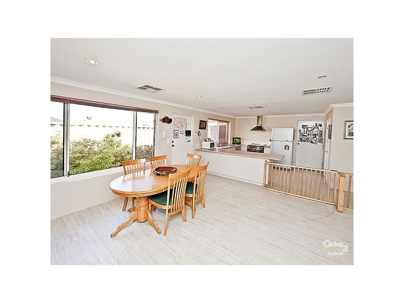 14 Calgary Street, Southern River WA 6110