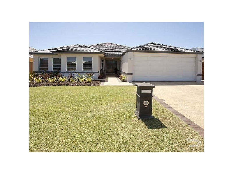 9 Lowerhall Gardens, Southern River WA 6110