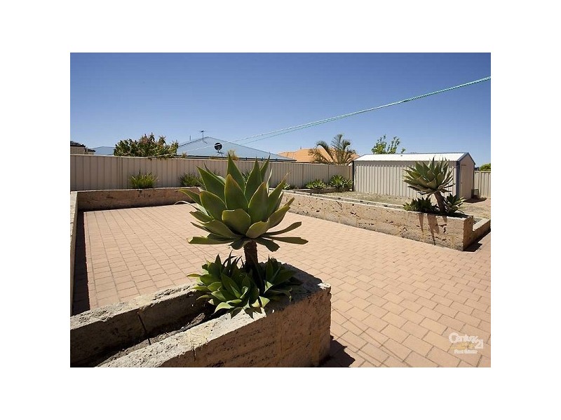 216 Amherst Road, Canning Vale WA 6155