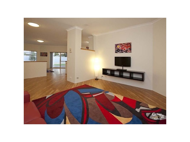 131 Ferndale Crescent, Ferndale WA 6148