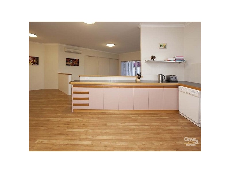 131 Ferndale Crescent, Ferndale WA 6148